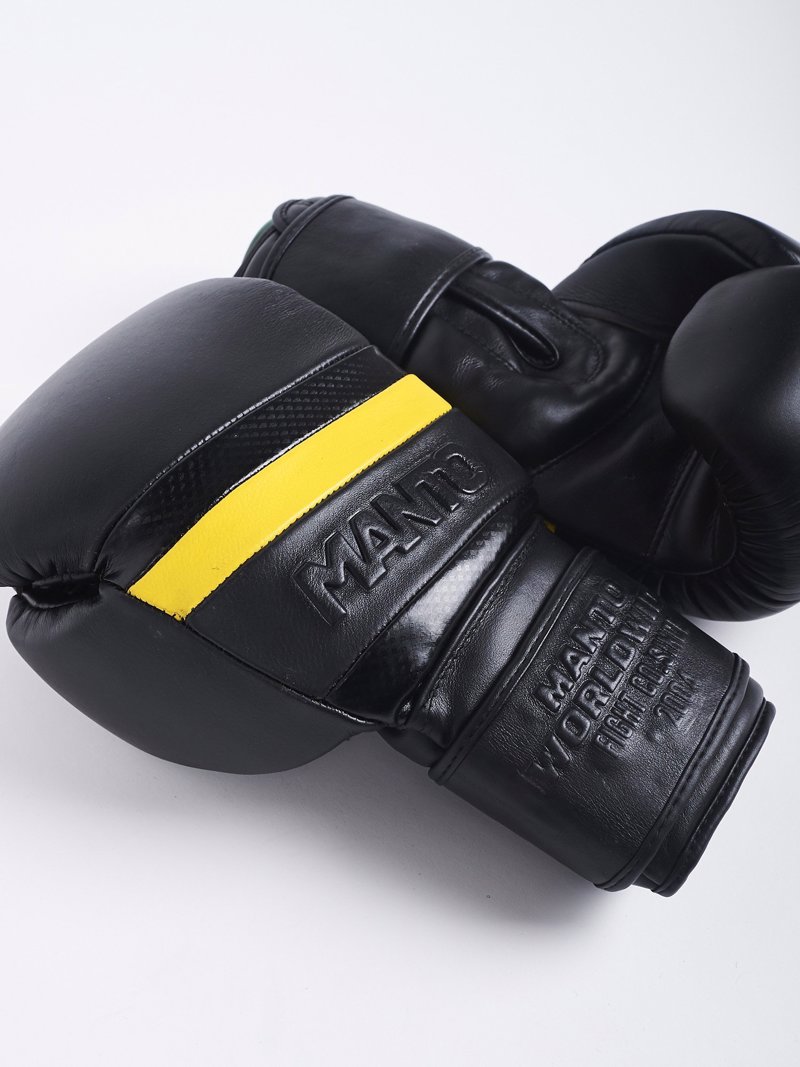 MANTO BOXING GLOVES CARBON-black